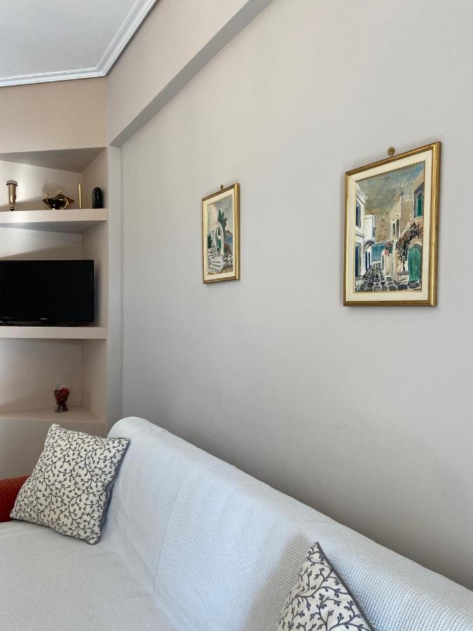 Mpanos Sea Apartment 2 Loutra Oraias Elenis Exterior foto